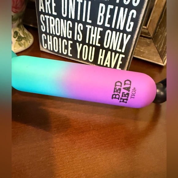 BedHead Teal and Purple Hair Waver - Picture 2 of 5